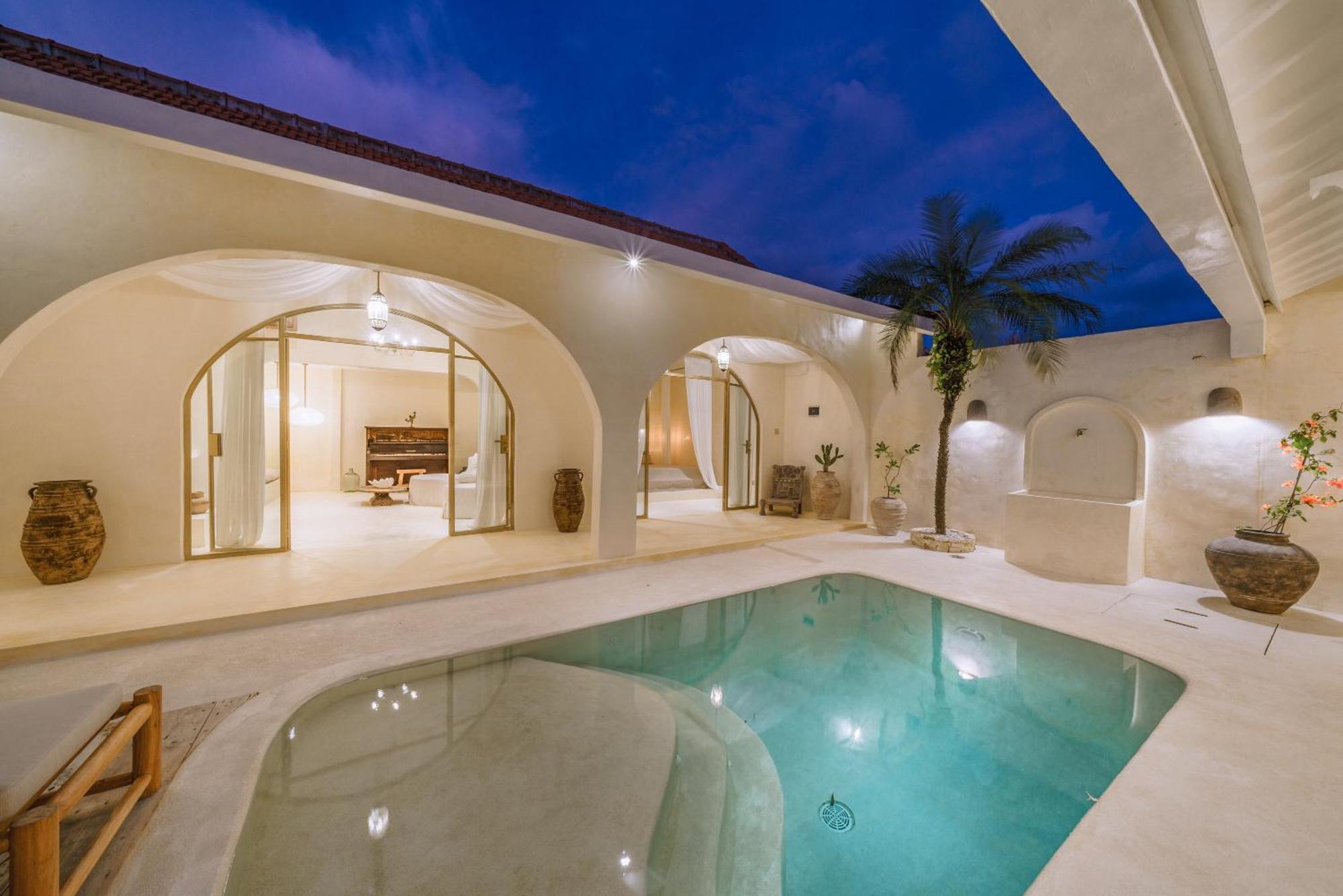 Villa Stella: 2Br Vibrant Mediterranean Oasis チャングー エクステリア 写真