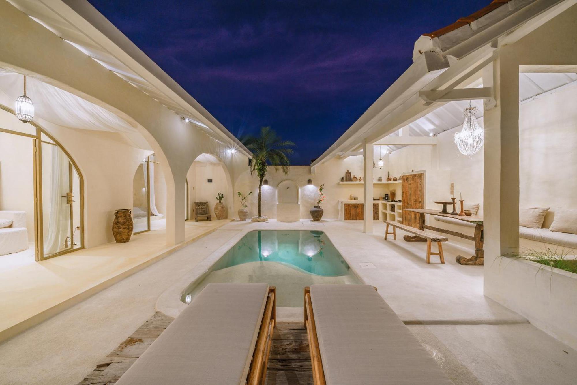 Villa Stella: 2Br Vibrant Mediterranean Oasis チャングー エクステリア 写真