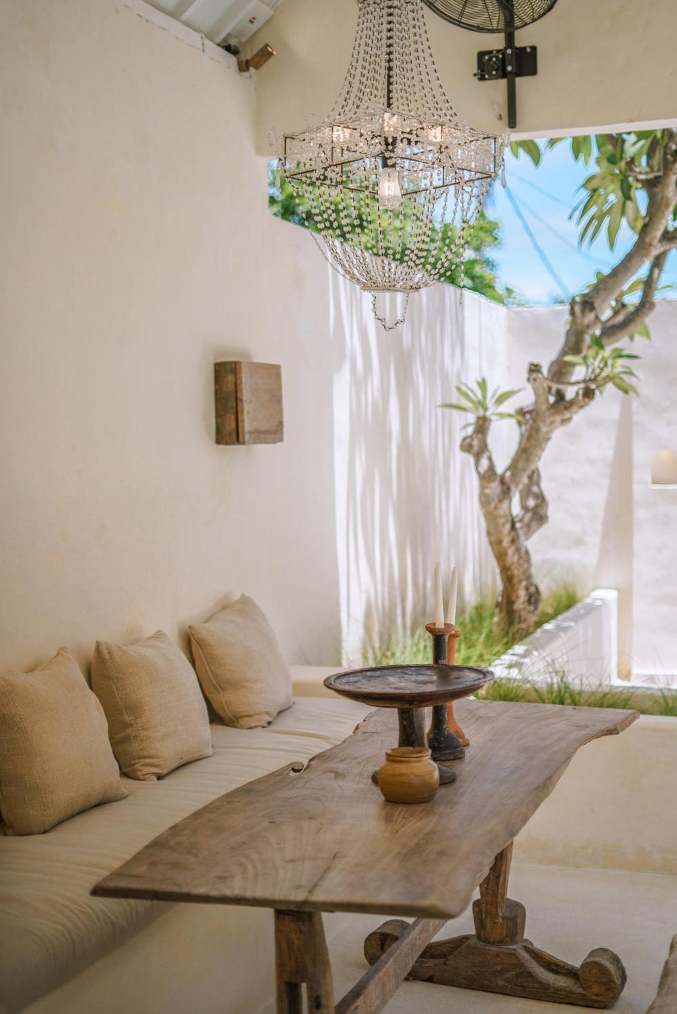Villa Stella: 2Br Vibrant Mediterranean Oasis チャングー エクステリア 写真