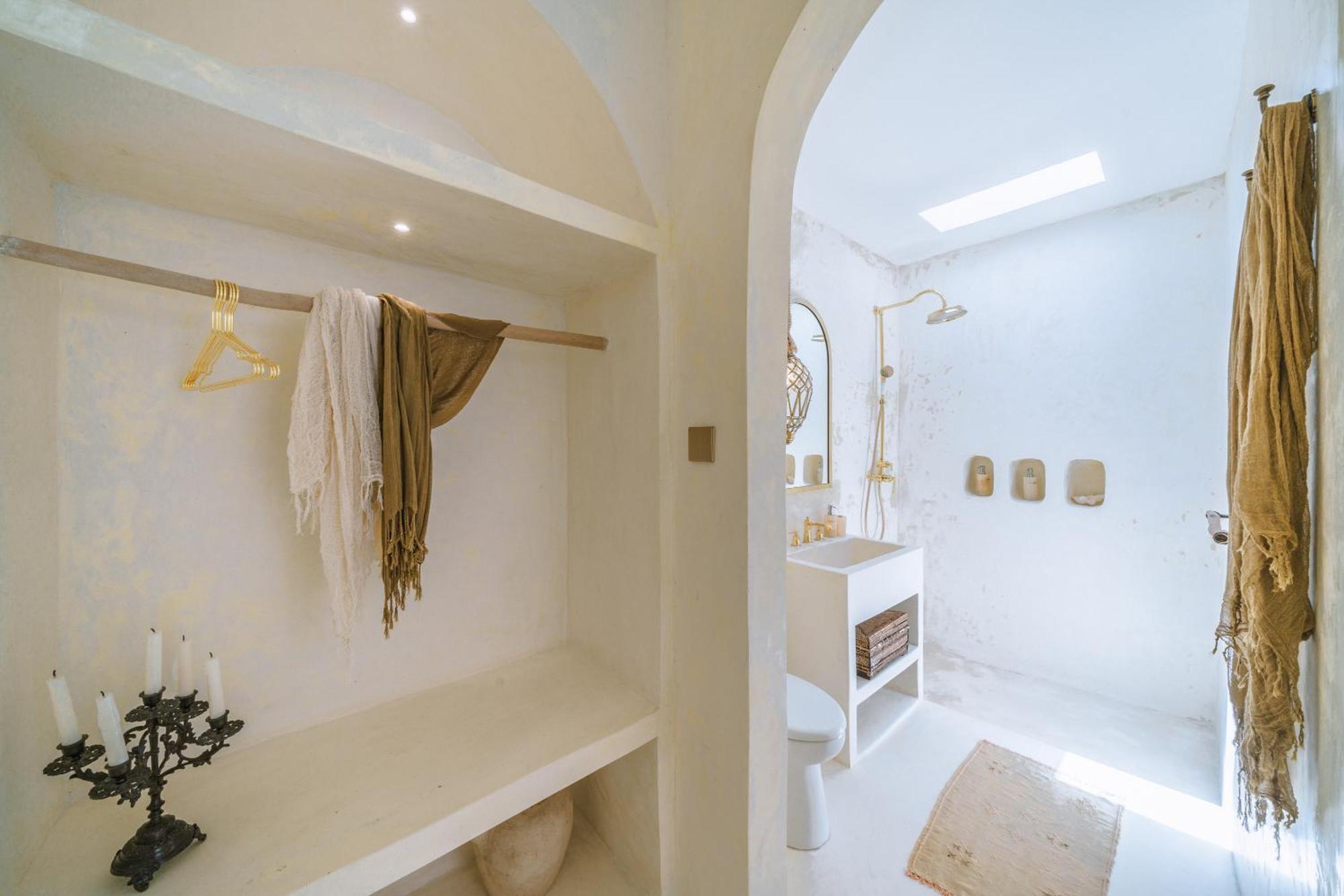 Villa Stella: 2Br Vibrant Mediterranean Oasis チャングー エクステリア 写真