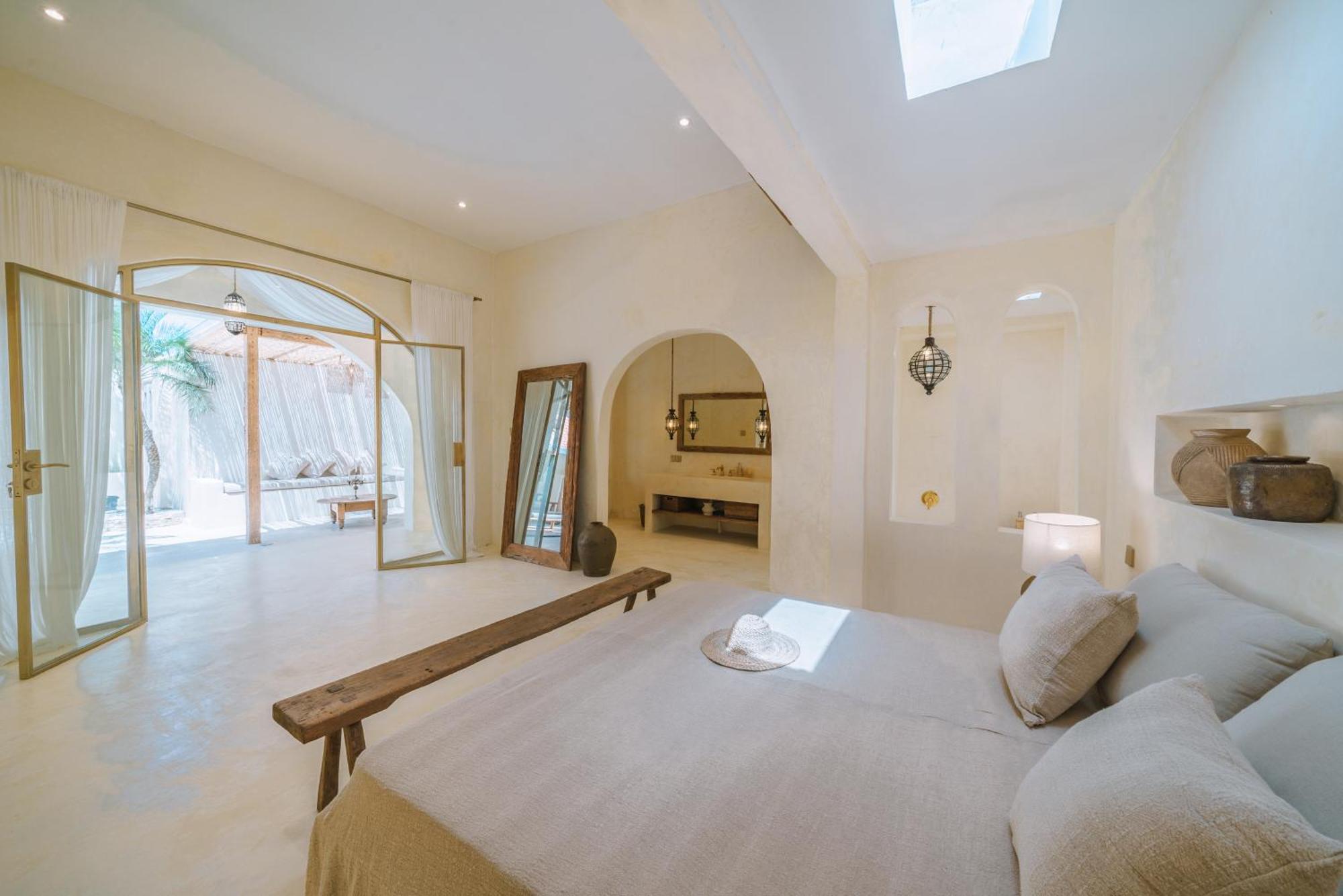 Villa Stella: 2Br Vibrant Mediterranean Oasis チャングー エクステリア 写真