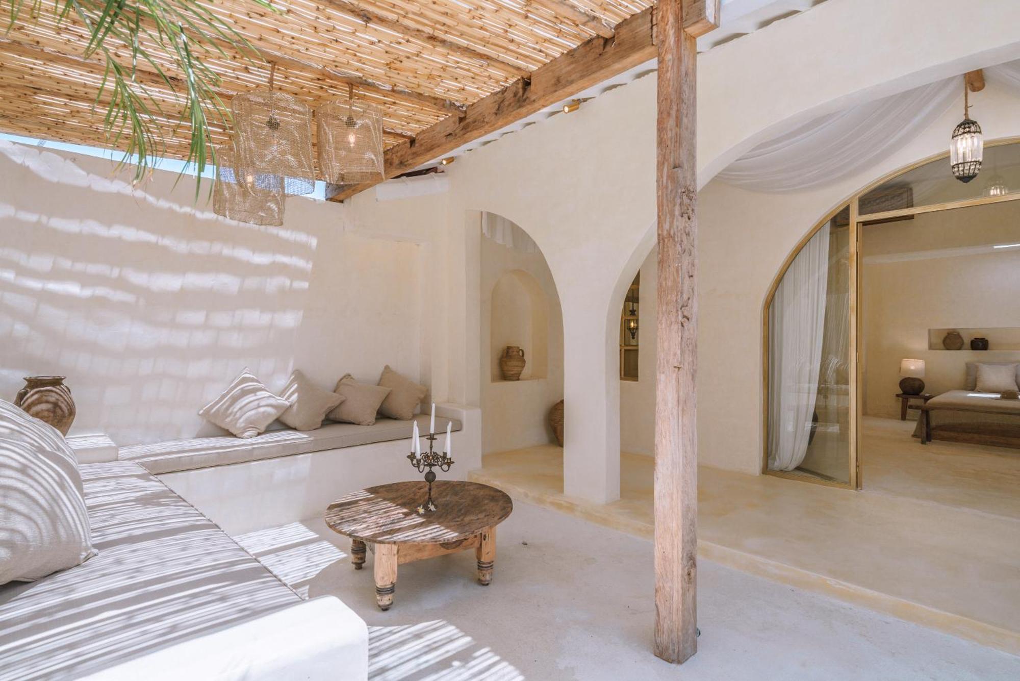 Villa Stella: 2Br Vibrant Mediterranean Oasis チャングー エクステリア 写真