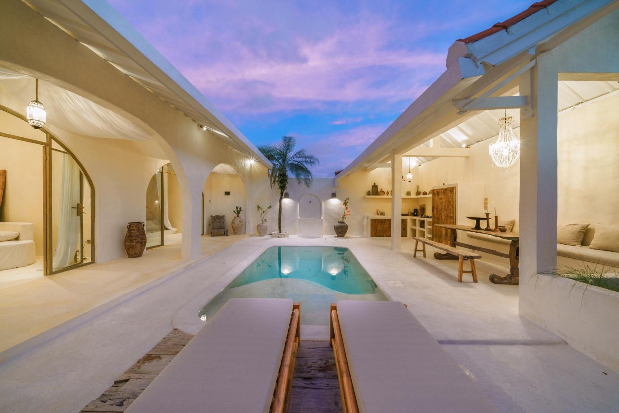Villa Stella: 2Br Vibrant Mediterranean Oasis チャングー エクステリア 写真